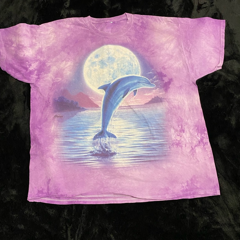 Y2K dolphin tshirt